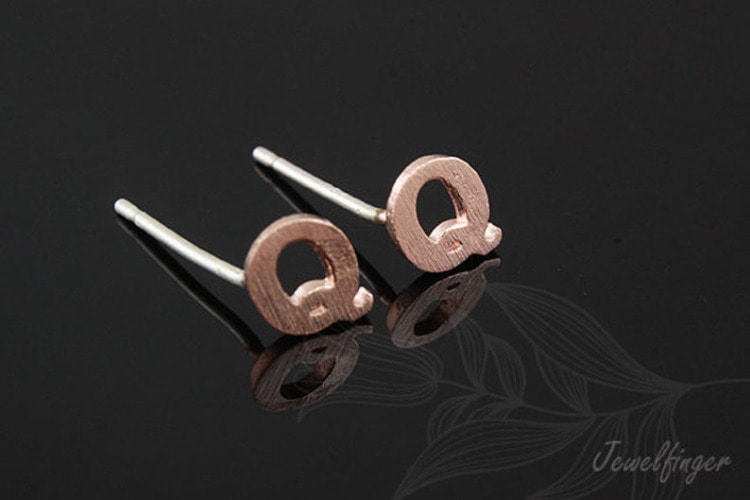 K1277-Pink Gold Plated (1pairs)-Sand Grinding Treatment-Initial Q-Initial Earrings-Silver Post, [PRODUCT_SEARCH_KEYWORD], JEWELFINGER-INBEAD, [CURRENT_CATE_NAME]