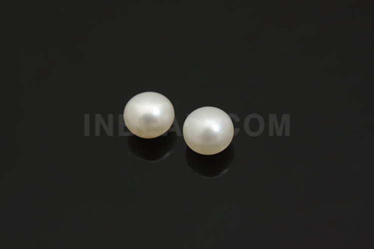 E435-Half-drilled-Freshwater Pearl-(4pcs)-4.5mm Half Drilled Freshwater Pearl-Natural Pearls-Pearl Cabochons-Button Pearl-White-Wholesale Pearl, [PRODUCT_SEARCH_KEYWORD], JEWELFINGER-INBEAD, [CURRENT_CATE_NAME]
